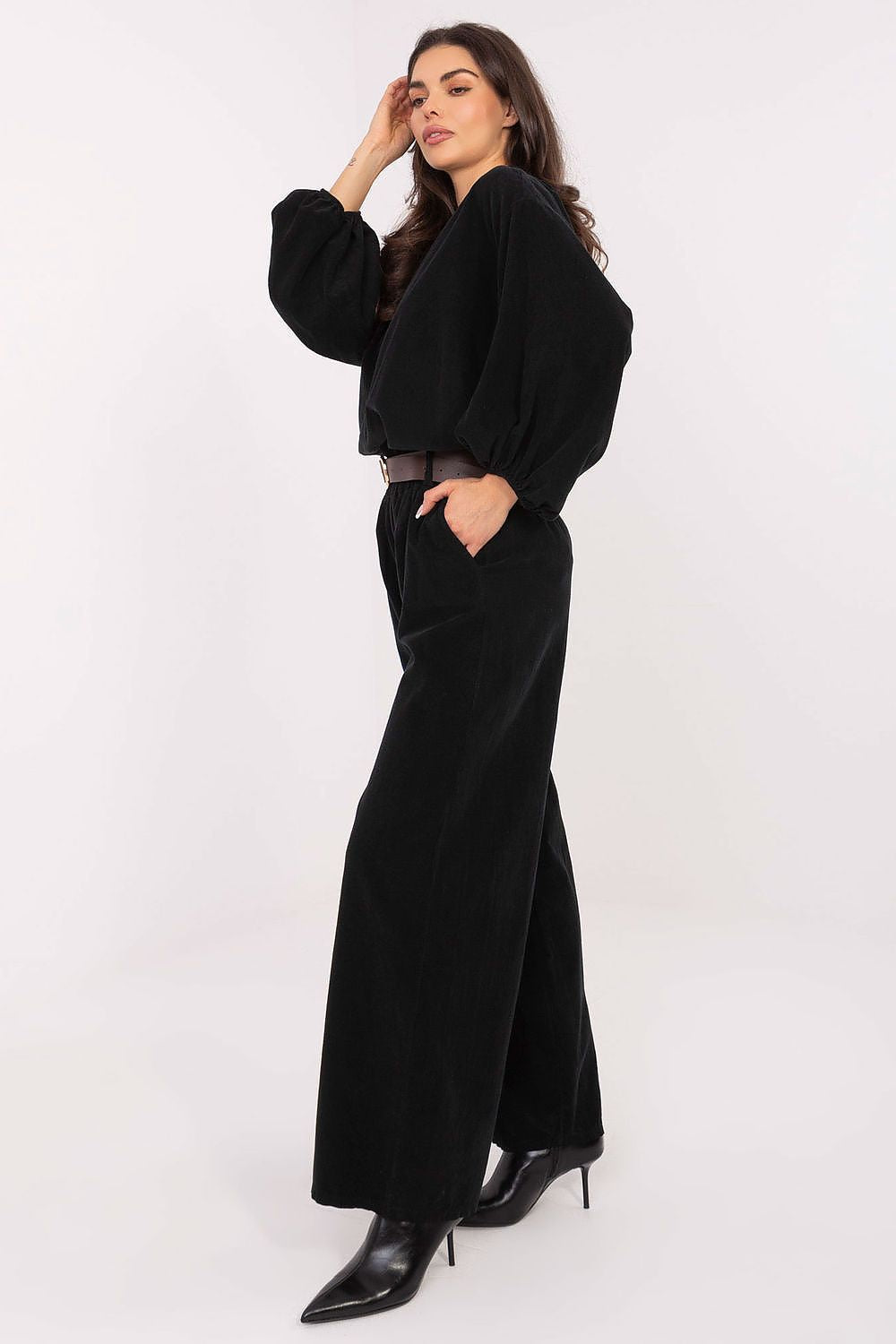  Pantaloni da donna model 220280 Italy Moda 